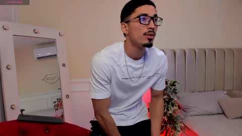 eros_becker_ online show from April 14, 2026, 3:12 am