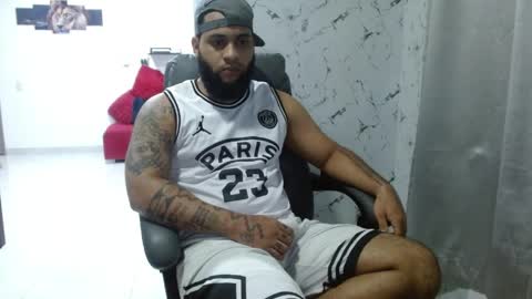 Eroticoblack online show from June 7, 2026, 4:27 am