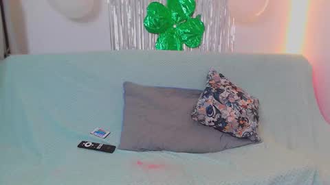 Snapshot of erzsidragon chatting on March 14, 2026, 12:50 am ErzsiDragon online show from March 14, 2026, 12:50 am