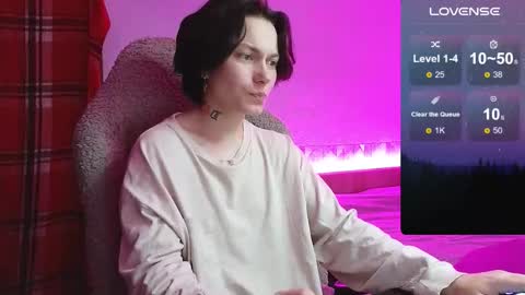 esajukyy online show from September 14, 2025, 2:27 pm