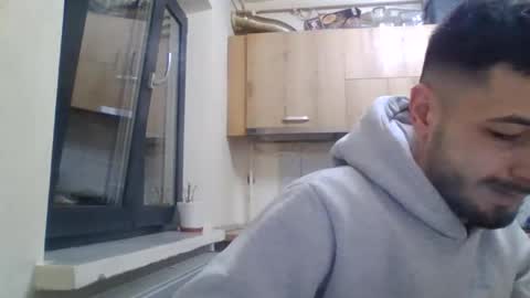 Snapshot of eshanu chatting on February 22, 2026, 9:24 pm eshanu online show from February 22, 2026, 9:24 pm