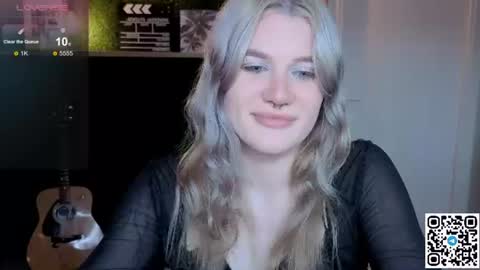 EshleGreen online show from June 13, 2026, 10:51 pm