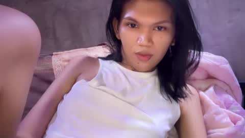 Chelliane online show from March 12, 2026, 7:25 am