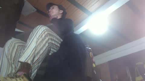 Eskela911 online show from December 15, 2024, 1:35 am