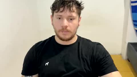 eskol212 online show from April 16, 2026, 9:15 pm