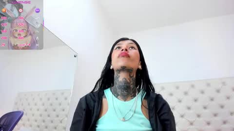 esmeralda  online show from June 8, 2026, 3:23 pm