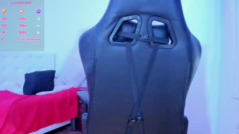 esme online show from January 21, 2025, 9:04 pm