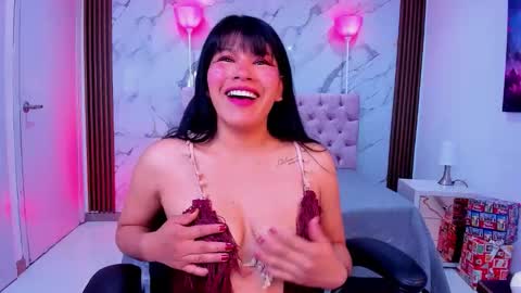 Esmeralda  online show from December 20, 2025, 11:50 am