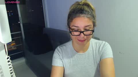 Juliana online show from December 10, 2024, 3:30 am