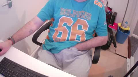 Morph online show from February 16, 2025, 9:27 pm