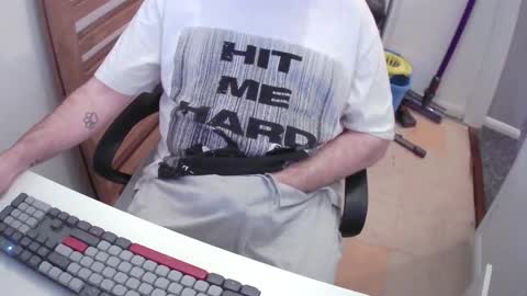 Snapshot of essex_wild chatting on February 12, 2026, 9:21 pm Morph online show from February 12, 2026, 9:21 pm