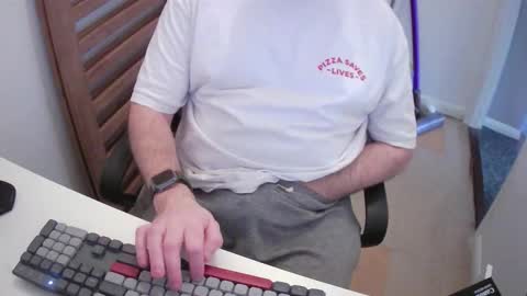 Snapshot of essex_wild chatting on February 18, 2026, 10:00 am Morph online show from February 18, 2026, 10:00 am