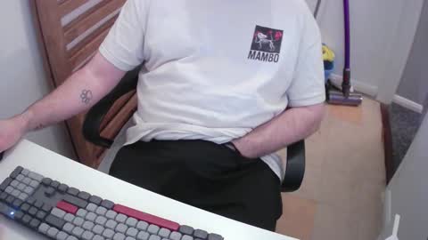 Snapshot of essex_wild chatting on February 19, 2026, 9:22 pm Morph online show from February 19, 2026, 9:22 pm