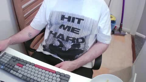 Morph online show from April 8, 2026, 7:58 pm