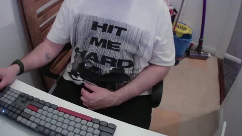 Morph online show from April 10, 2026, 8:57 pm