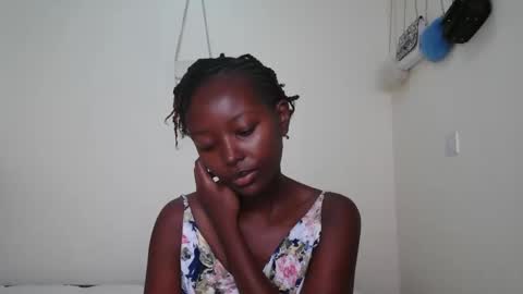 essypetite online show from November 25, 2025, 9:42 am