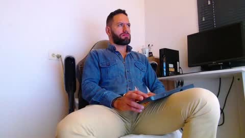 esteban online show from March 6, 2026, 2:46 pm