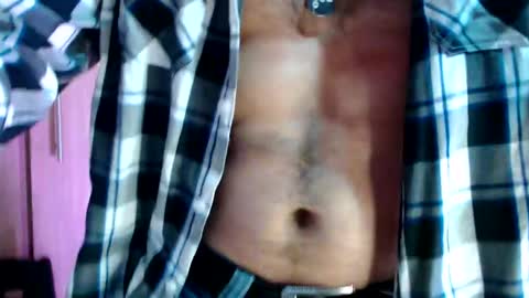 Snapshot of esteban_fer chatting on February 15, 2025, 3:09 am Esteban Fernandez online show from February 15, 2025, 3:09 am