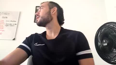 Snapshot of esteban_star chatting on November 28, 2025, 4:09 pm Esteban Reyes independent model online show from November 28, 2025, 4:09 pm