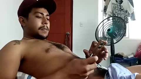 Snapshot of esteban_verg chatting on January 23, 2025, 2:50 pm wailer1996 online show from January 23, 2025, 2:50 pm