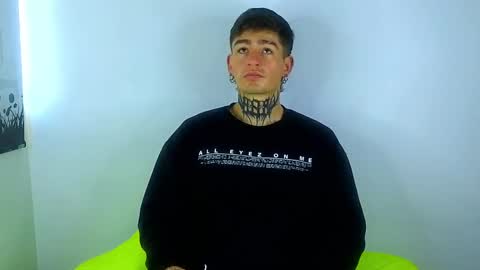 Esteban independent model online show from March 10, 2025, 12:15 pm