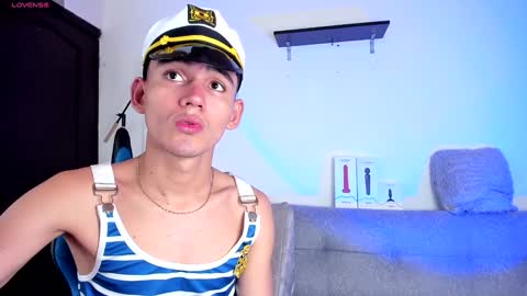 Snapshot of estebanperez_ chatting on February 4, 2025, 1:27 pm Esteban online show from February 4, 2025, 1:27 pm