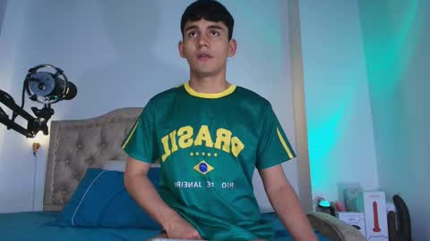 Snapshot of estebanperez_ chatting on September 24, 2025, 12:41 pm Esteban online show from September 24, 2025, 12:41 pm