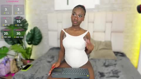 estefany online show from February 22, 2025, 11:35 am