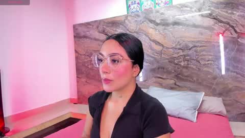 Stefy online show from April 18, 2026, 12:20 pm