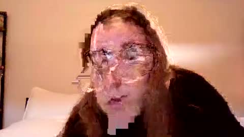 Esther online show from June 3, 2026, 2:33 pm