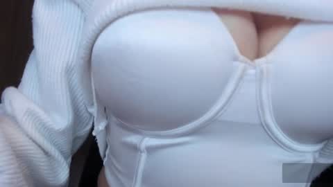 eternalmuse online show from January 8, 2026, 9:00 am