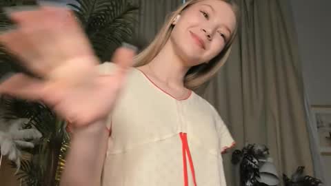 Natalie online show from March 1, 2026, 5:42 am