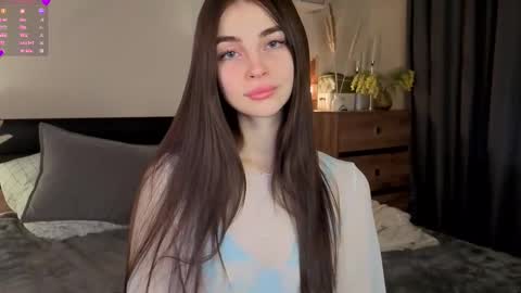 Mary online show from November 9, 2025, 8:01 am