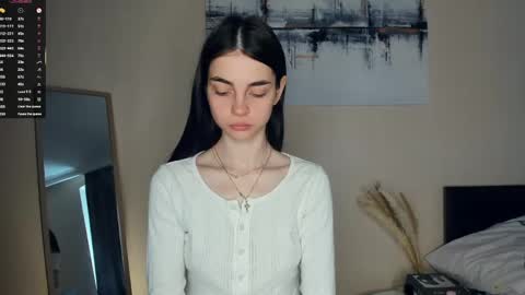 Mary online show from June 9, 2026, 7:42 am