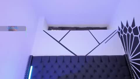 ethaancox online show from October 11, 2025, 9:57 pm