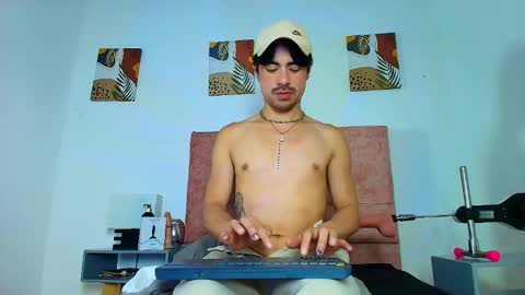 ethan  online show from February 6, 2026, 4:39 am