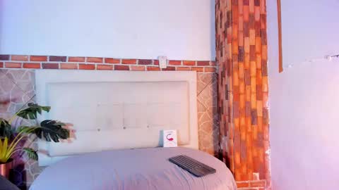 ethan helmut online show from January 11, 2025, 11:34 am