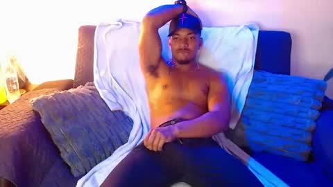 Ethan online show from June 7, 2026, 8:01 pm