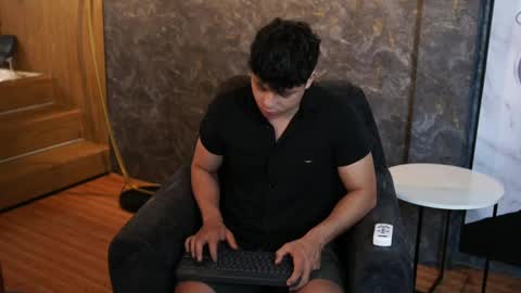 ethan_occonor online show from May 16, 2026, 2:49 pm