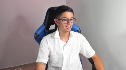 Snapshot of ethan_sai01 chatting on February 1, 2025, 9:51 pm ETHAN SAI online show from February 1, 2025, 9:51 pm