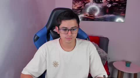 Snapshot of ethan_sai01 chatting on March 7, 2025, 7:05 pm ETHAN SAI online show from March 7, 2025, 7:05 pm