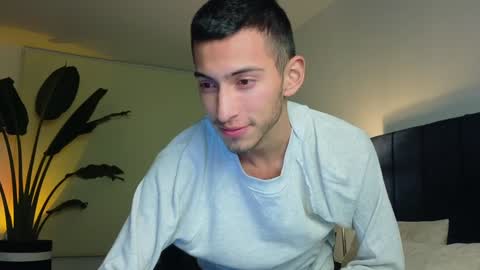 Joan online show from December 21, 2024, 4:52 am