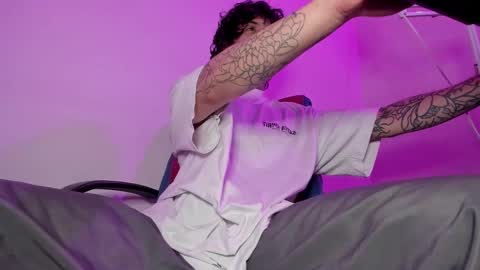 Snapshot of ethan_sykes chatting on October 11, 2025, 3:28 am Ethan sykes online show from October 11, 2025, 3:28 am