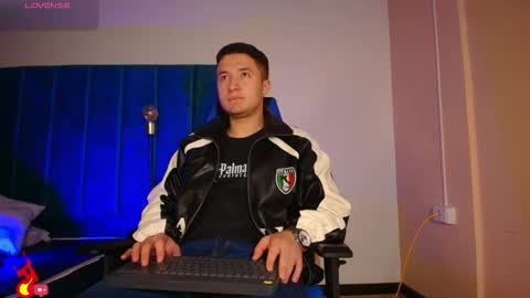 ethanconnor_ online show from October 17, 2025, 11:24 am