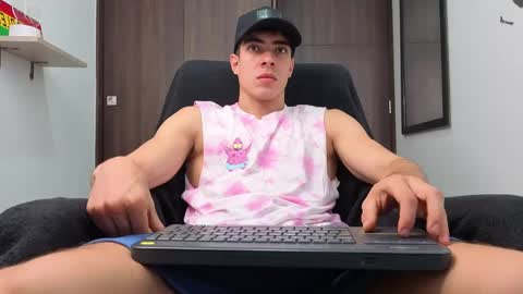 ethangreey1 online show from September 26, 2025, 2:21 pm