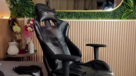 ethanlowell online show from February 20, 2026, 6:26 am