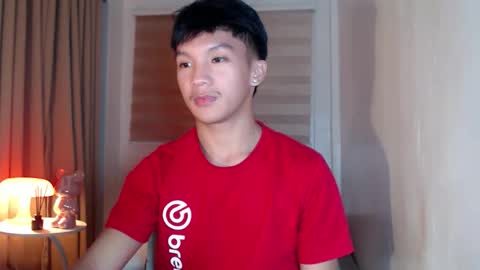 Snapshot of etherealboytoy4hire chatting on January 6, 2026, 12:20 pm Rey online show from January 6, 2026, 12:20 pm