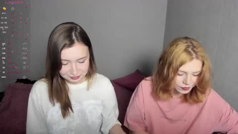 Veronica Tiia Lilith left to right online show from December 18, 2025, 8:59 pm