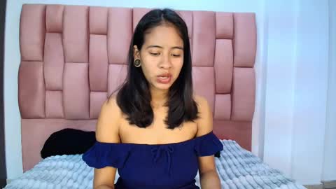 Snapshot of euphoria_hotgirl chatting on February 27, 2026, 1:44 pm Euphoria online show from February 27, 2026, 1:44 pm