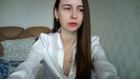 eva00186 online show from December 4, 2025, 11:30 am